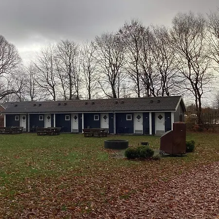 For 4, Steps From Mariehaven Semesterbostad