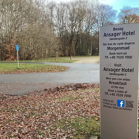 Semesterbostad For 4, Steps From Mariehaven *