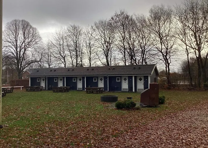 For 4, Steps From Mariehaven Semesterbostad